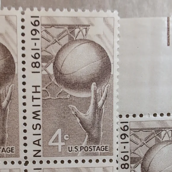 Vintage USPS 4 Cent Stamp Bundle 57 Stamps - Picture 13 of 14